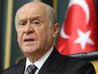 MHP lideri Bahçeli: Anayasa Meclis'ten geçmezse seçim yapılmalı