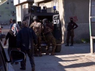 Adana'da aranan 2. bombalı araç bulundu!