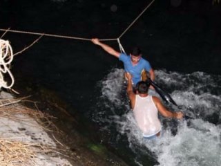 Sulama kanalında can pazarı!