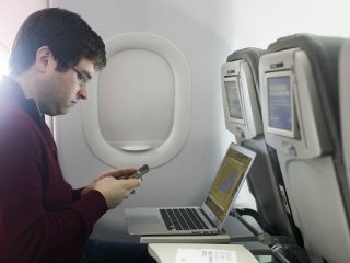 Uçakta internet hizmeti 2017'de başlıyor