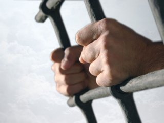 Giresun’da mahkumlar firar etti!