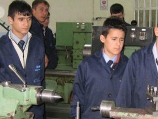 Çırak ve stajyerlere maaş geliyor