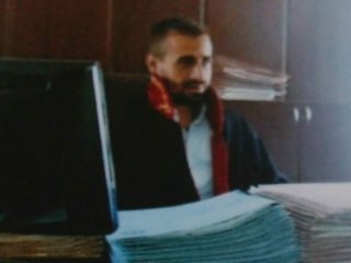 Afyonkarahisar Adliyesinde çekilen bu fotoğraf ortalığı karıştırdı