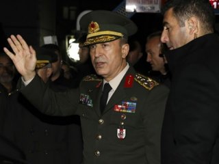 Orgeneral Akar'dan anlamlı ziyaret