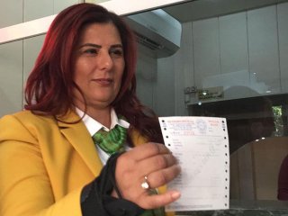 CHP'li Özlem Çerçioğlu 1071 dolar bozdurdu