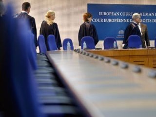 AİHM'den ihraç edilen öğretmene ret