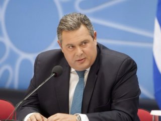 Yunan bakan Erdoğan'a hakaret etti