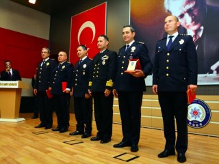FETÖ'nün suikast timini yakalayan polislere ödül