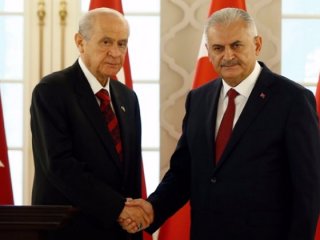 Bahçeli AK Parti'ye tuzak mı kuruyor?