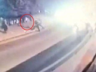 Kahraman polisler 2. bombayı önledi