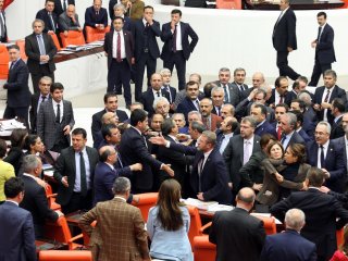 Meclis’te PKK tartışması