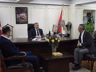 Dolmabahçe ve havalimanı talimatı aynı odadan