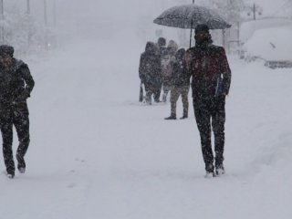 4 şehirde 609 yol kapandı