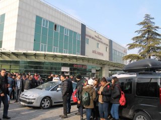 Kayseri halkı saldırının olduğu alana akın etti