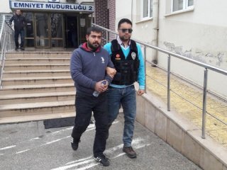 Dayının 9 yaşındaki yeğenine uyuşturucu sattırdı