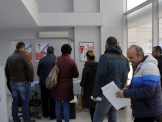 Edirne'de 'faizsiz kredi' kuyruğu