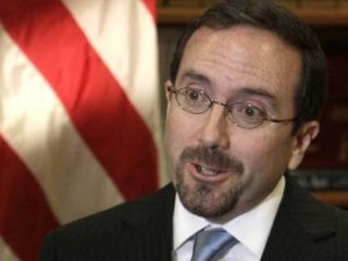 John Bass Türkiye'yi Rusya konusunda uyardı