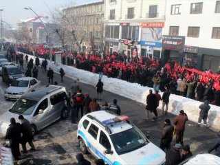 Ağrı'da teröre lanet yürüyüşü yapıldı!
