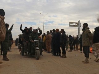 İdlib'ten gelip Fırat Kalkanı'na katılacaklar