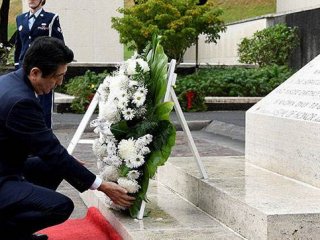 Pearl Harbor’ı ziyaret edecek ilk Japonya Başbakanı Abe  olacak!