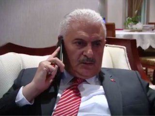 Başbakan'ın darbe gecesi yaptığı telefon görüşmesi