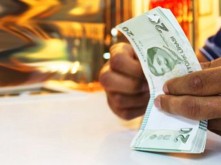 Asgari ücretlilerin yeni yıl zammı bugün belli olacak!