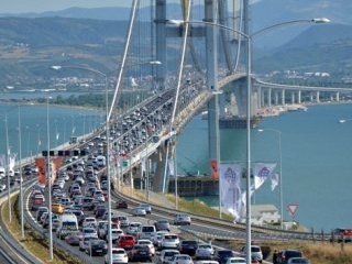 Osman Gazi Köprüsü'ne yeni yıl indirimi