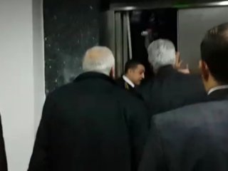 Asansörde mahsur kaldılar