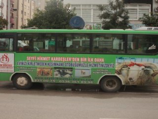 Otobüsü mobil kesimhaneye çevirdi!