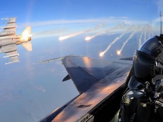 Türk savaş uçakları Kandil'e bomba yağdırdı