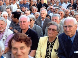 Müezzinoğlu'ndan emeklilik yaşı açıklaması