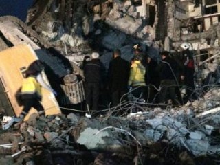 Bina yıkımında korkunç olay!