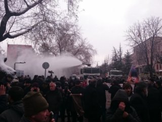 Ankara'da anayasa değişikliği bahaneli provokasyon