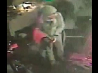 Reina katliamcısına tekme atan kişi o geceyi anlattı