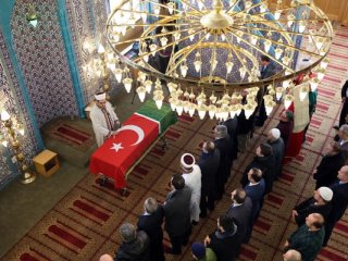 Sürgünde doğan ilk Osmanlı böyle uğurlandı