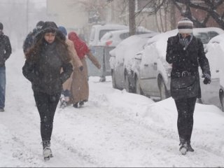 Parası olan onlara koştu! Erkekler son ana bıraktı