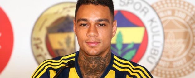 İngilizler Van der Wiel'in peşine düştü