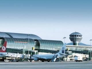 İstanbul havalimanlarını 90 milyon yolcu kullandı