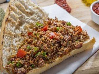 Kokoreç yerken hayatını kaybetti