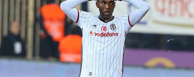 Ryan Babel'den sakatlık açıklaması
