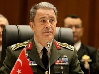 Hulusi Akar Brüksel'de NATO toplantısına katıldı