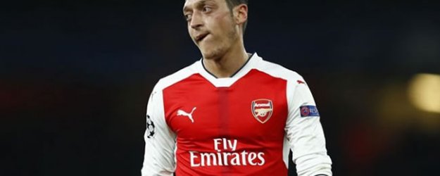 İngiltere Mesut Özil'in maaşını tartışıyor