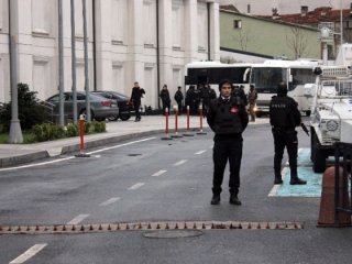 Emniyet'e ve AK Parti'ye saldırıda çarpıcı detay!