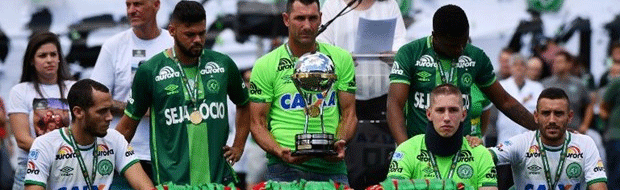 Chapecoense uçak kazasıdan sonra ilk maçına çıktı