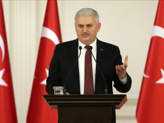 Başbakan'dan işadamına: Sabret mübarek