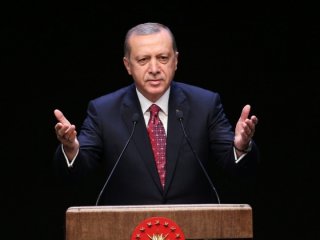 Cumhurbaşkanı Erdoğan: Zihinlerini bir şarlatana kiralamışlar