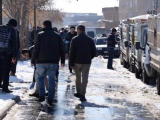 Diyarbakır'da silah sesleri! Polis karşılık verdi