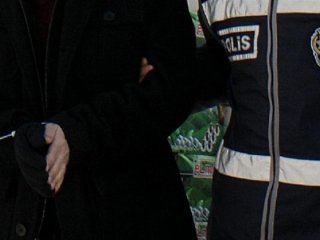 Eylem hazırlığındaki 8 terörist yakalandı! Hücre evinden FETÖ'nün kitabı çıktı