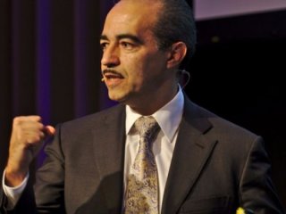 Kendisine saldırması için yıllardır İsrail'e para ödüyor