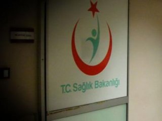 Yeni doğan torununu başka bir aileye satmaya çalışan kişi yakalandı